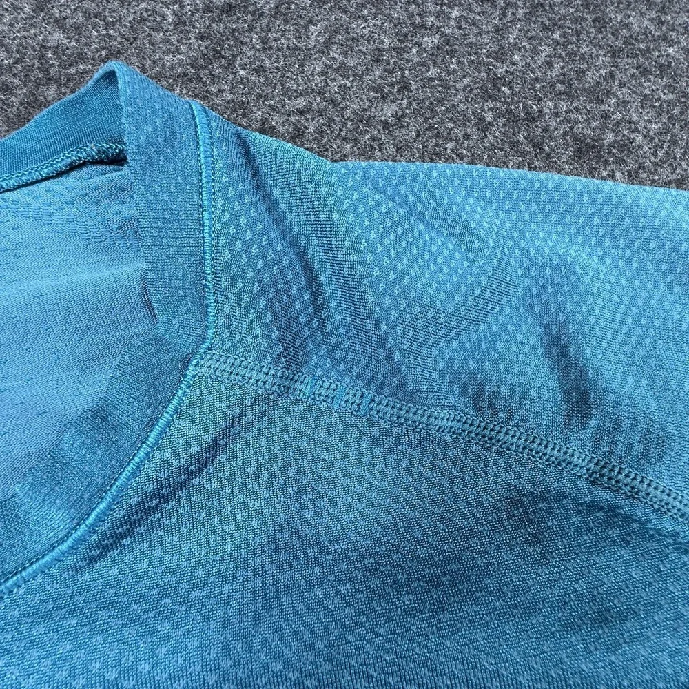 Lululemon Metal Vent Tech Relaxed Fit Teal Blue‎ XL Athletic Streetwear Hiking